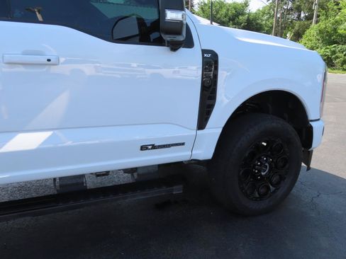 Used 2025 Ford F250 XLT w/ Black Appearance Package AWD/4WD image 21