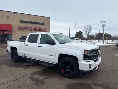 Used 2018 Chevrolet Silverado 1500 LTZ Z71 w/ Redline Edition image 7