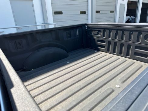 Used 2019 Ford F150 Lariat AWD/4WD image 4