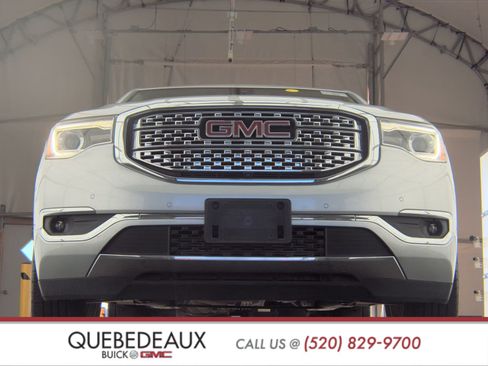 Used 2017 GMC Acadia Denali w/ Technology Package image 4