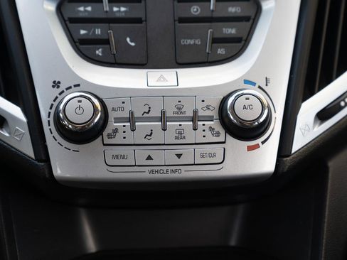 Used 2016 GMC Terrain SLT image 28