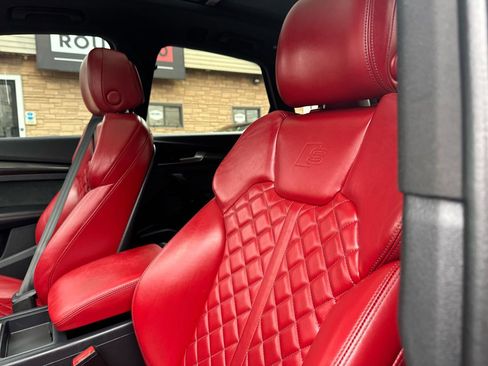 Used 2018 Audi SQ5 Prestige w/ Prestige Package image 22