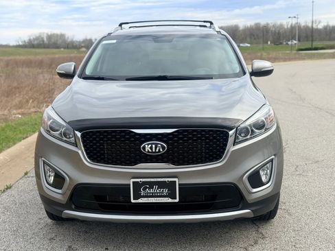Used 2018 Kia Sorento EX image 9