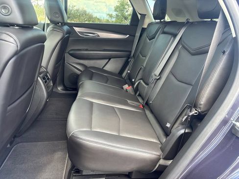 Used 2019 Cadillac XT5 Luxury AWD/4WD image 12