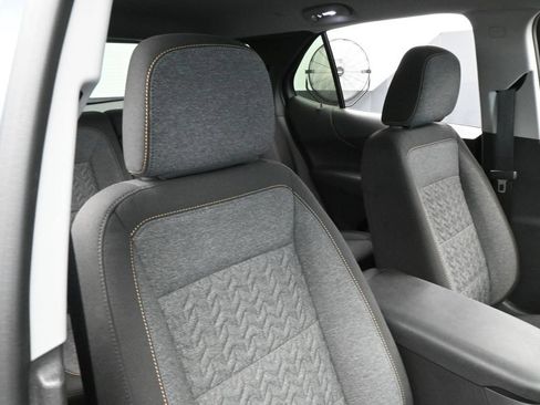 Used 2024 Chevrolet Equinox LT FWD image 41