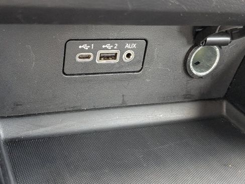Used 2024 Nissan Altima 2.5 SV FWD image 19