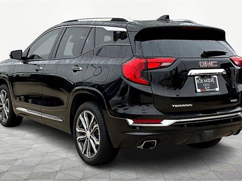 Used 2019 GMC Terrain Denali w/ Advanced Safety Package image 12