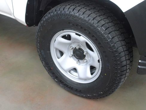 Used 2021 Toyota Tacoma SR image 25