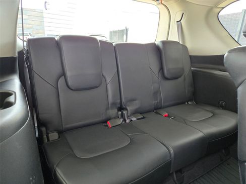 Used 2015 INFINITI QX80 4WD image 32