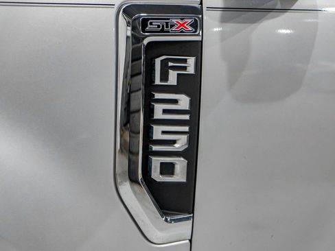 Used 2019 Ford F250 XL w/ STX Appearance Package AWD/4WD image 50