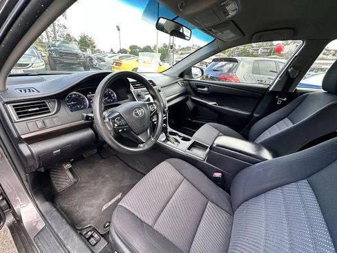 Used 2016 Toyota Camry LE FWD image 18
