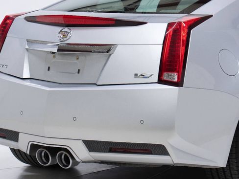 Used 2013 Cadillac CTS V image 15
