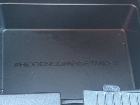 Used 2024 Toyota Prius LE image 18