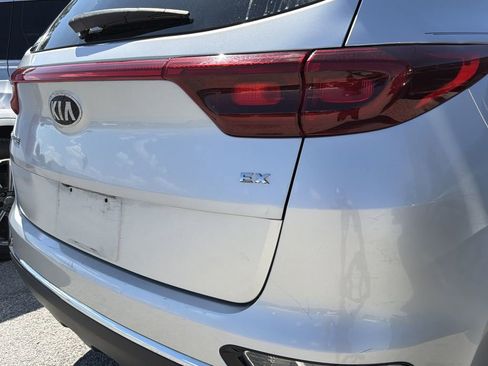 Used 2021 Kia Sportage EX FWD image 9