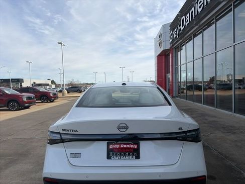 New 2026 Nissan Sentra SL image 3