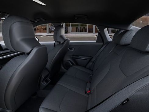 New 2026 Kia K4 LXS image 19
