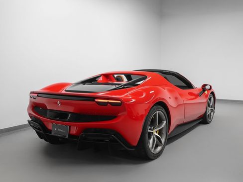 Used 2025 Ferrari 296 GTS RWD image 28