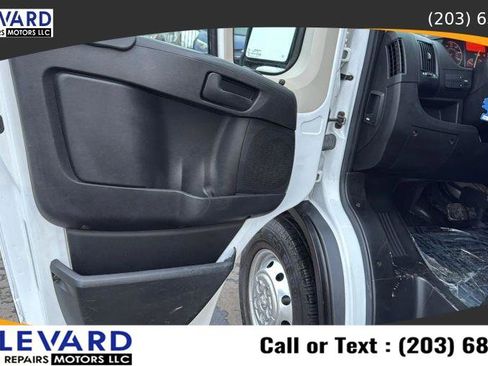 Used 2018 RAM ProMaster 2500 image 18