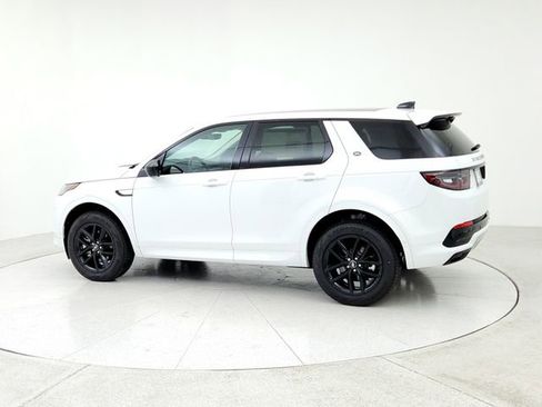 Used 2025 Land Rover Discovery Sport S image 7