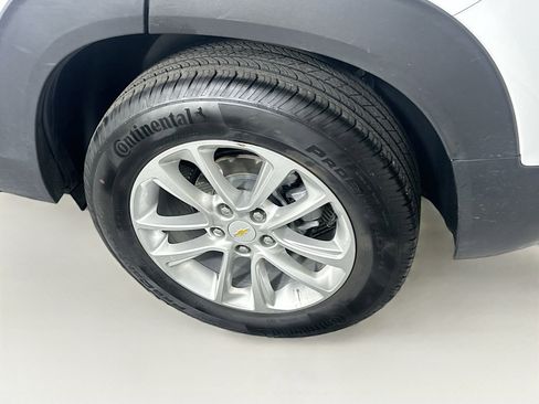 Used 2024 Chevrolet TrailBlazer LS image 11