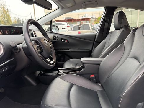 Used 2020 Toyota Prius Prime Limited image 29