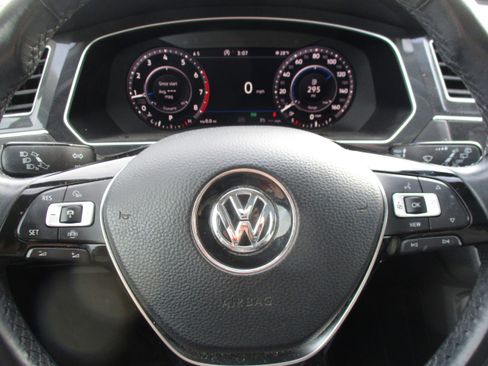 Used 2019 Volkswagen Tiguan SEL w/ 3rd Row Seat Package image 10