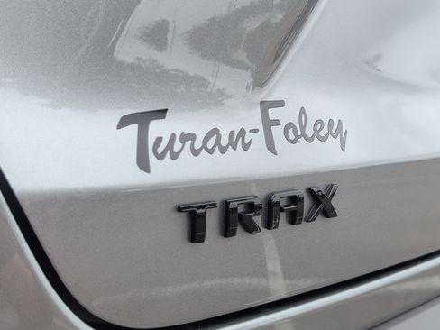 Certified 2026 Chevrolet Trax RS FWD image 6