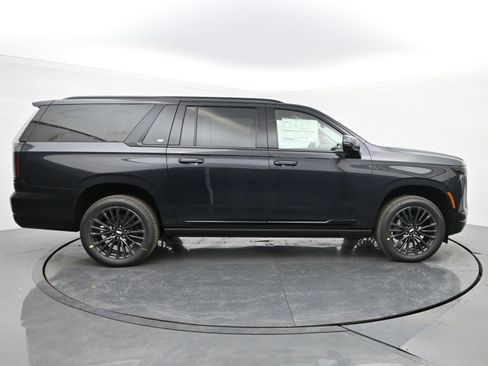 New 2026 Cadillac Escalade ESV Platinum Sport image 6