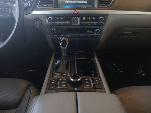Used 2015 Hyundai Genesis 3.8 w/ Option Group 04 RWD image 11