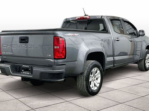 Used 2022 Chevrolet Colorado LT w/ LT Convenience Package image 11