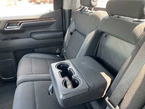 Used 2023 GMC Sierra 1500 Elevation image 28