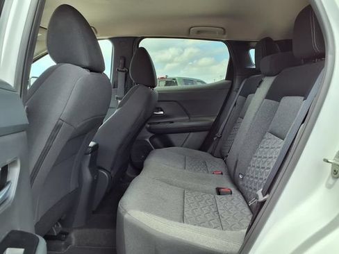Used 2025 Nissan Kicks SV FWD image 13