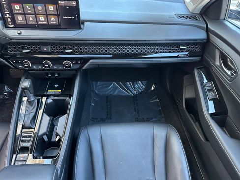 Used 2023 Honda Accord Touring image 22