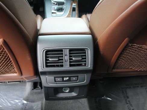 Used 2018 Audi Q5 2.0T Premium Plus AWD/4WD image 27