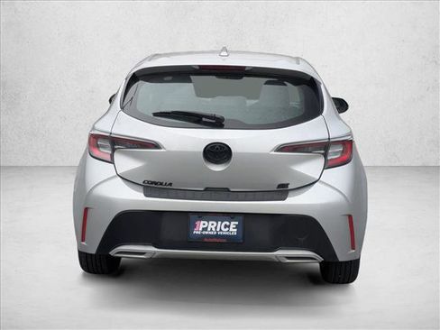 Used 2022 Toyota Corolla SE image 6