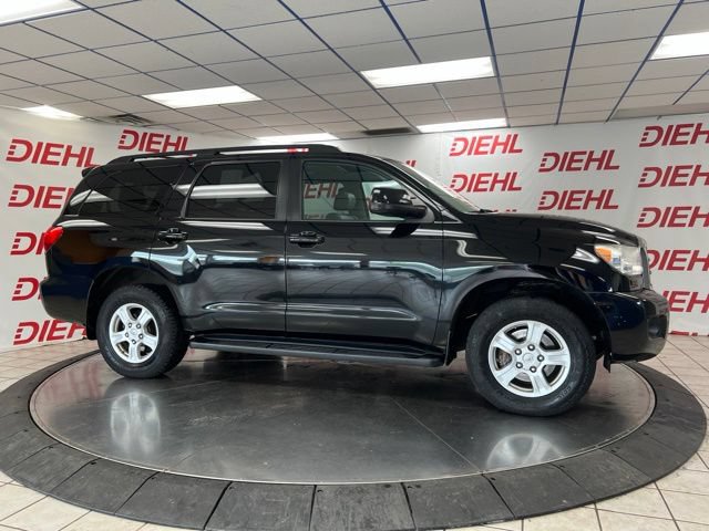 Used 2014 Toyota Sequoia SR5 w/ Premium Package AWD/4WD image 4