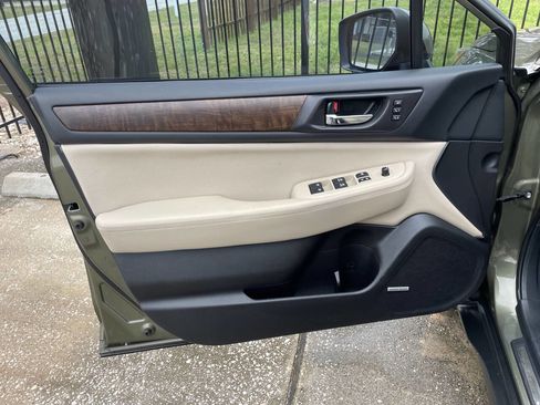 Used 2015 Subaru Outback 2.5i Limited image 12