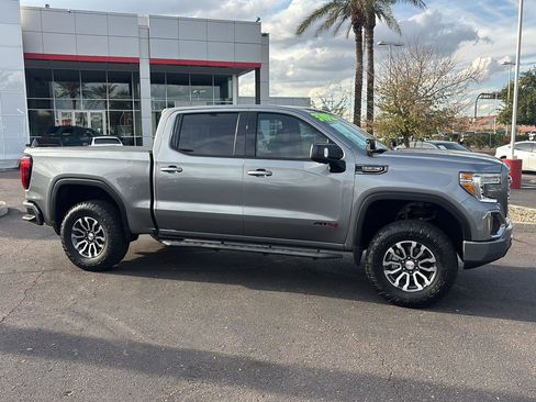 Used 2021 GMC Sierra 1500 AT4 w/ Technology Package image 8