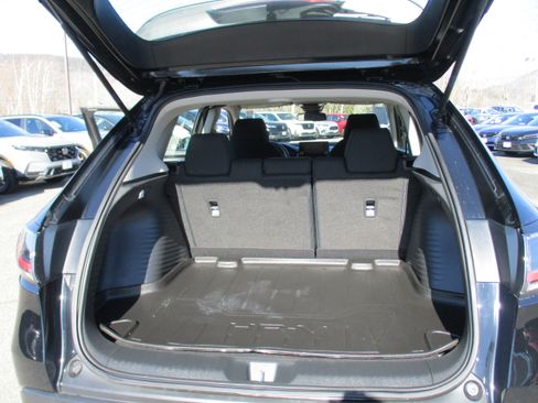 Certified 2023 Honda HR-V LX image 13