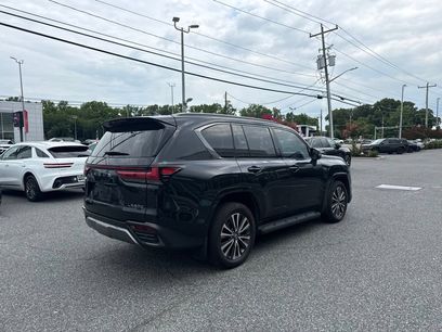 Used 2024 Lexus LX 600 4WD w/ Appearance Package