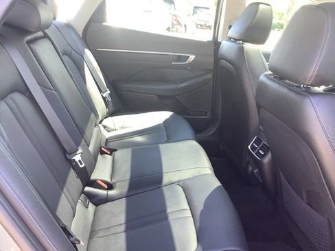 Certified 2023 Hyundai Sonata Limited w/ Cargo Package FWD image 25
