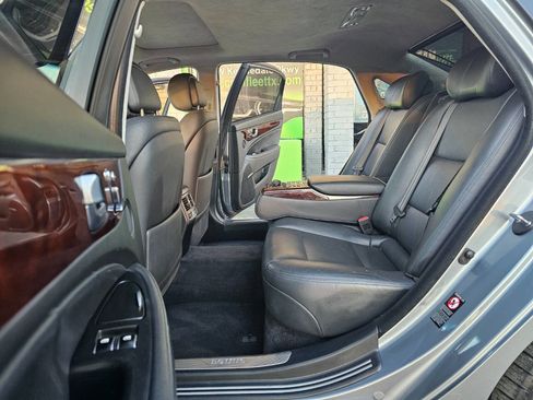 Used 2016 Hyundai Equus Signature image 21