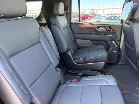 New 2026 GMC Yukon XL Denali w/ Denali Reserve Package AWD/4WD image 22