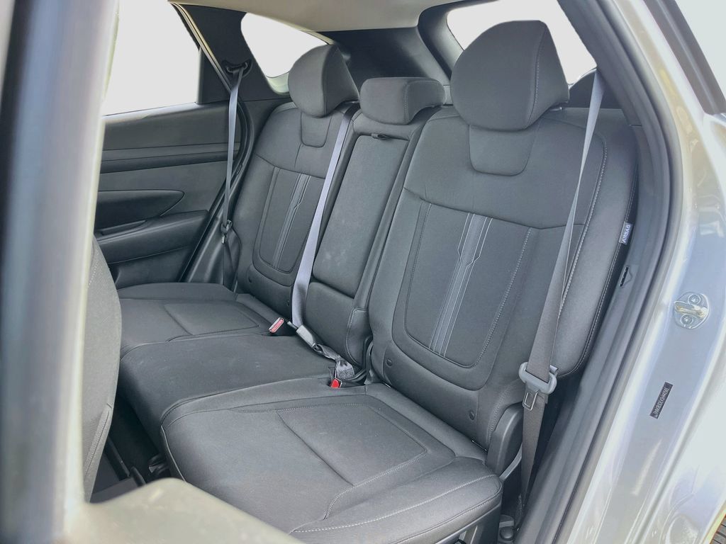 Used 2025 Hyundai Tucson SEL FWD image 23