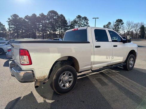 Used 2023 RAM 2500 Tradesman w/ Chrome Appearance Group image 8