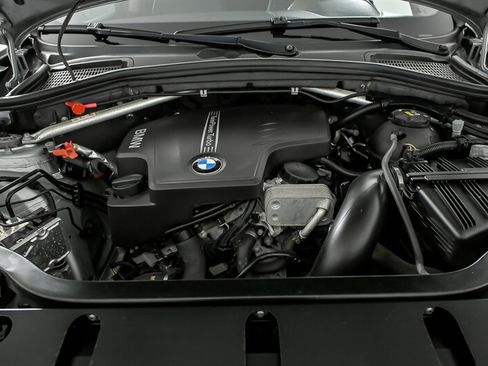 Used 2017 BMW X3 xDrive28i AWD/4WD image 12