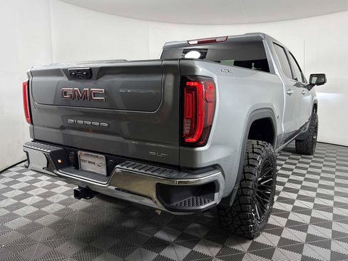 Used 2025 GMC Sierra 1500 SLT AWD/4WD image 5