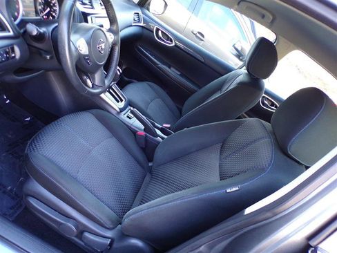 Used 2019 Nissan Sentra SR image 16