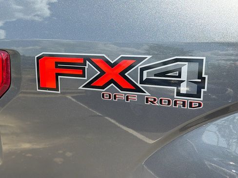 Used 2020 Ford F150 XLT w/ Equipment Group 302A Luxury AWD/4WD image 35
