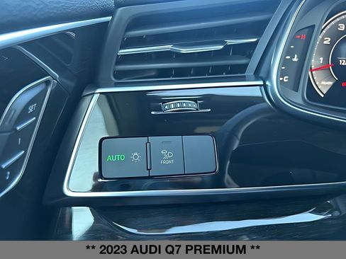 Used 2023 Audi Q7 3.0T Premium w/ Convenience Package image 27